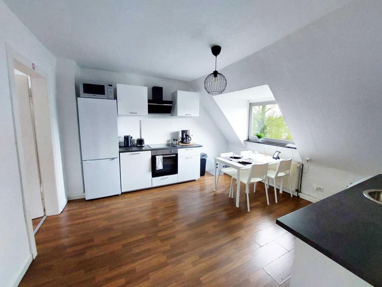 Cozy Apartment With Garden In Gelsenkirchen Exterior photo
